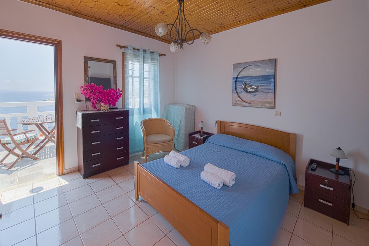 Filoxenia Apartments Chalki Town 外观 照片
