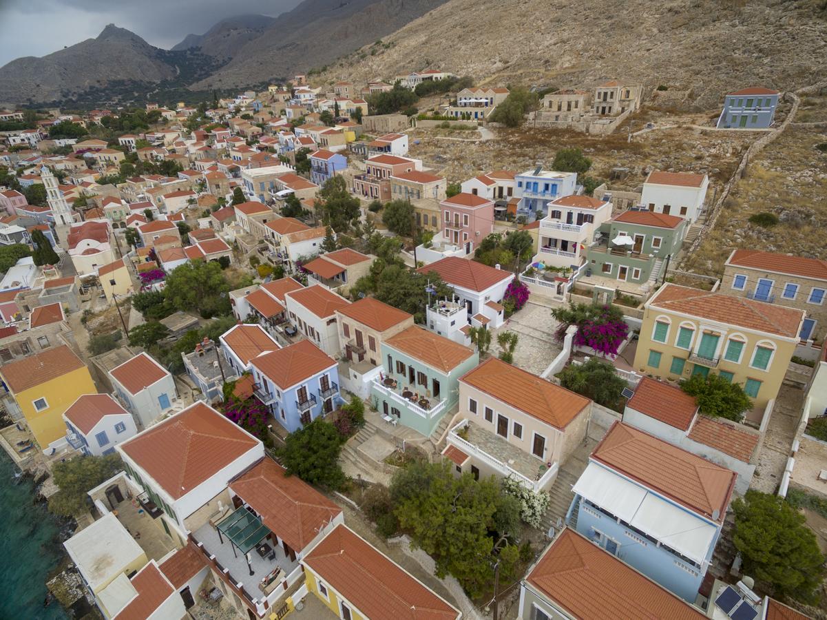 Filoxenia Apartments Chalki Town 外观 照片